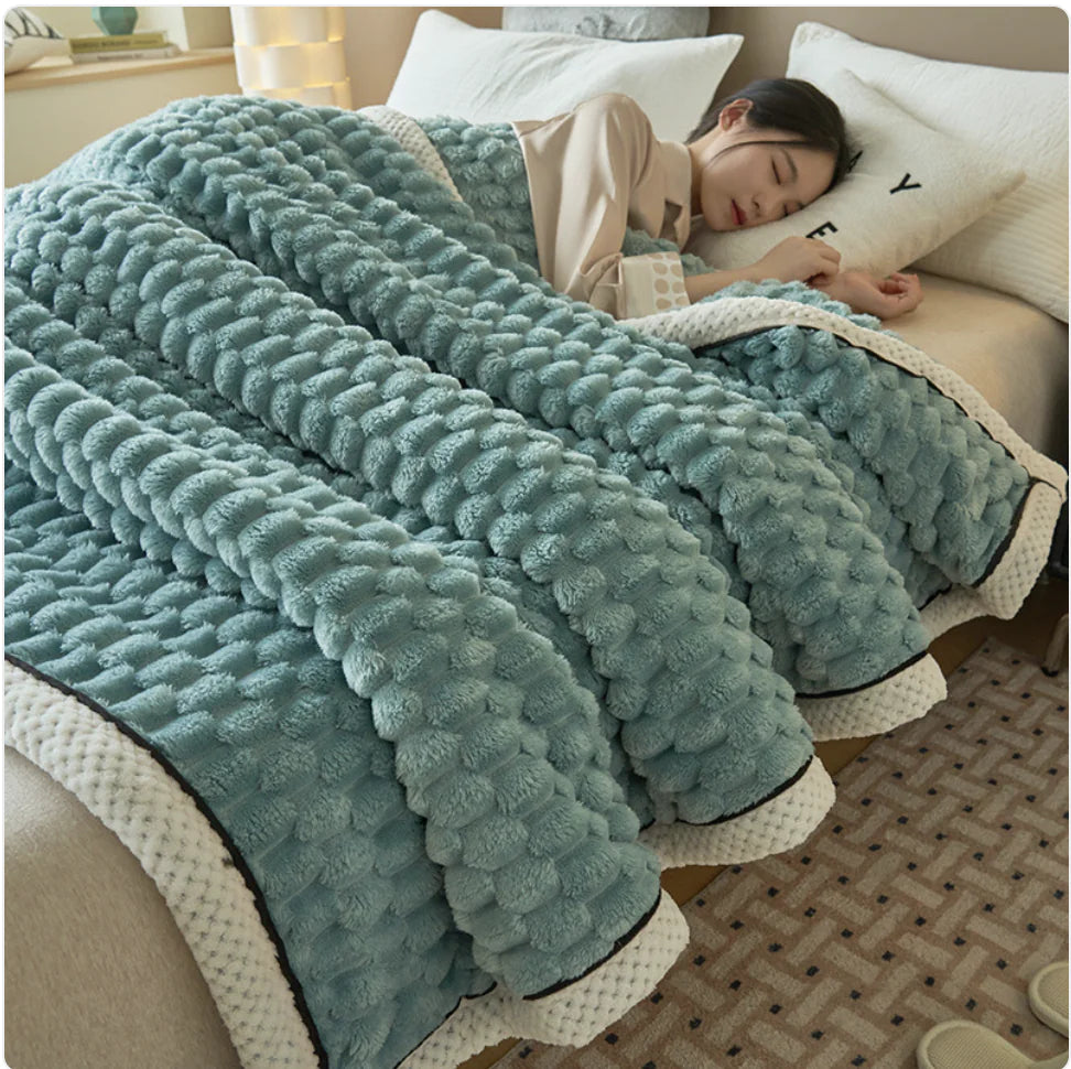 Style Loft Collection Ultra-Plush Coral Flannel Insulated Thermal Blanket