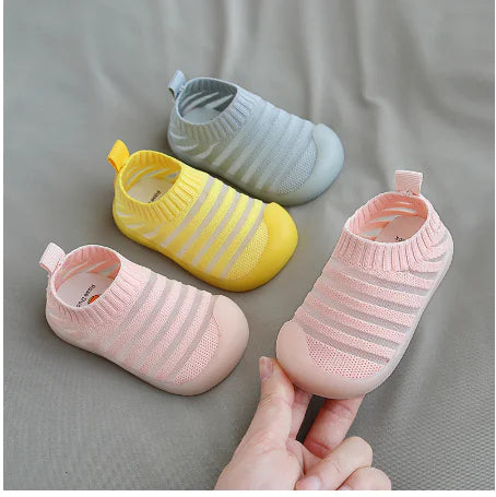 Style Loft Collection Zoomie Toes Toddler Shoes