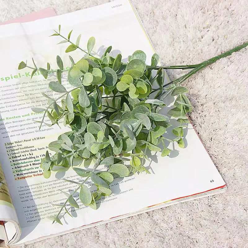 Style Loft Collection Eucalyptus Forever Leaves