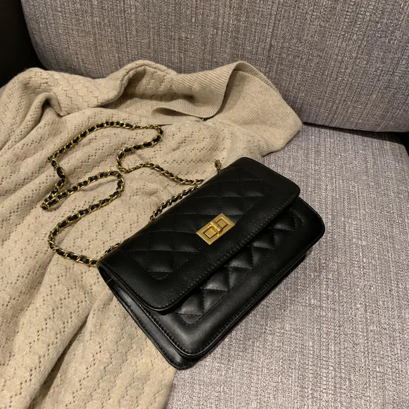 Style Loft Collection Diamond Lattice Chain Crossbody