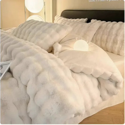 Style Loft Collection Hyper-Plush Thermal Coral Fleece 4-Piece Bedding Set