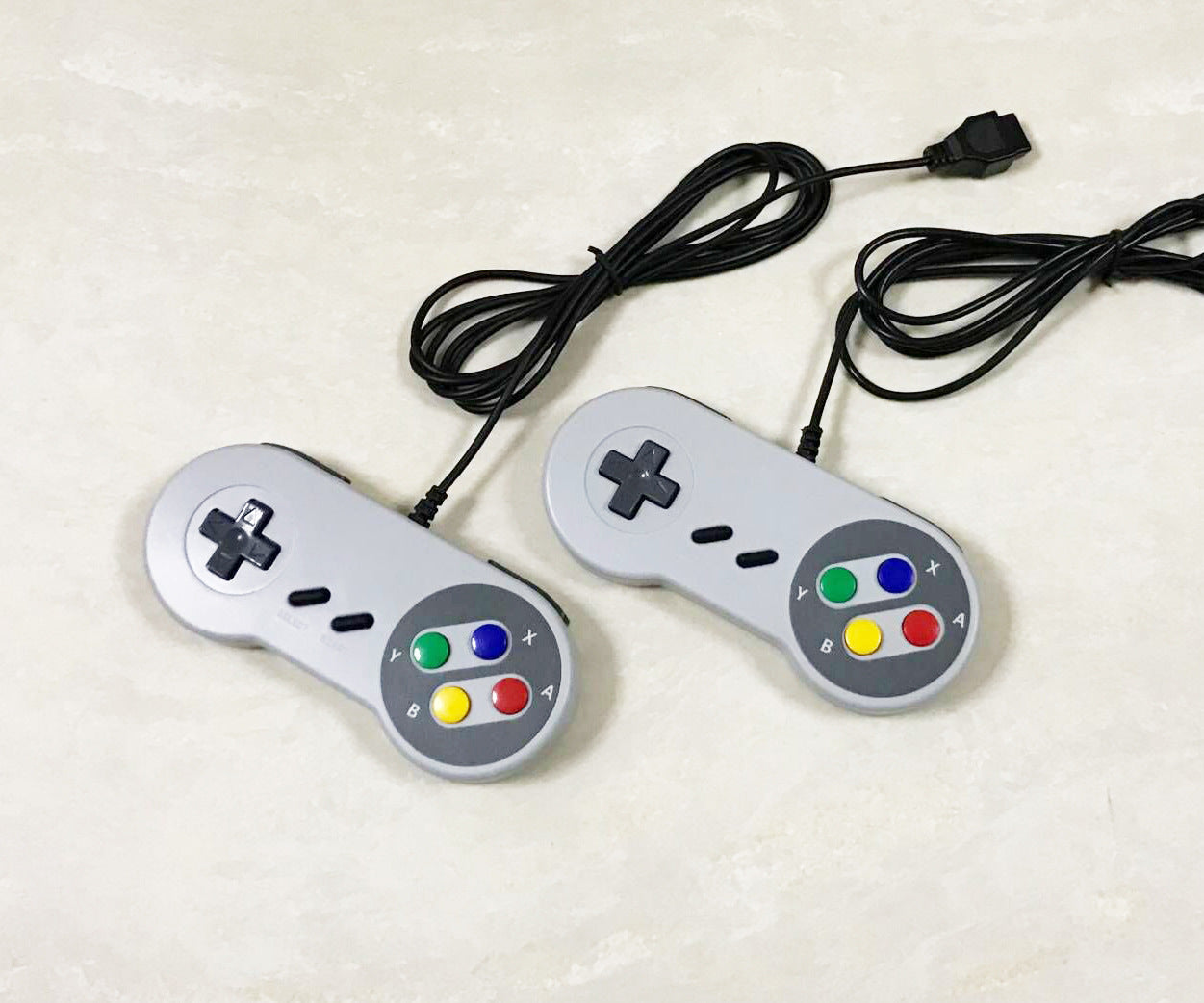 Style Loft Collection StyleTech Super Snentando Two-Player Travel Game Center