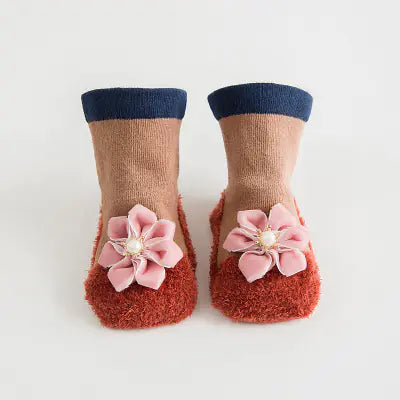 Style Loft Collection Animal Steppers Non-Slip Socks