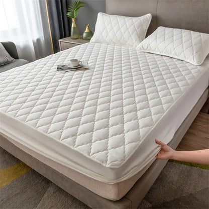 Style Loft Collection Luxuriously Plush Waterproof Mattress Protector