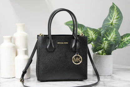 Style Loft Collection x Michael Kors Mercer Medium Black Convertible Messenger Crossbody Bag