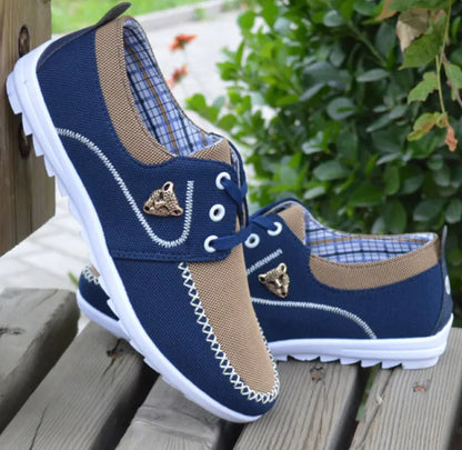 Style Loft Collection Fly On An Axis