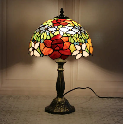 Style Loft Collection Exquisitely Elegant Antique New York Comfort Table Lamp