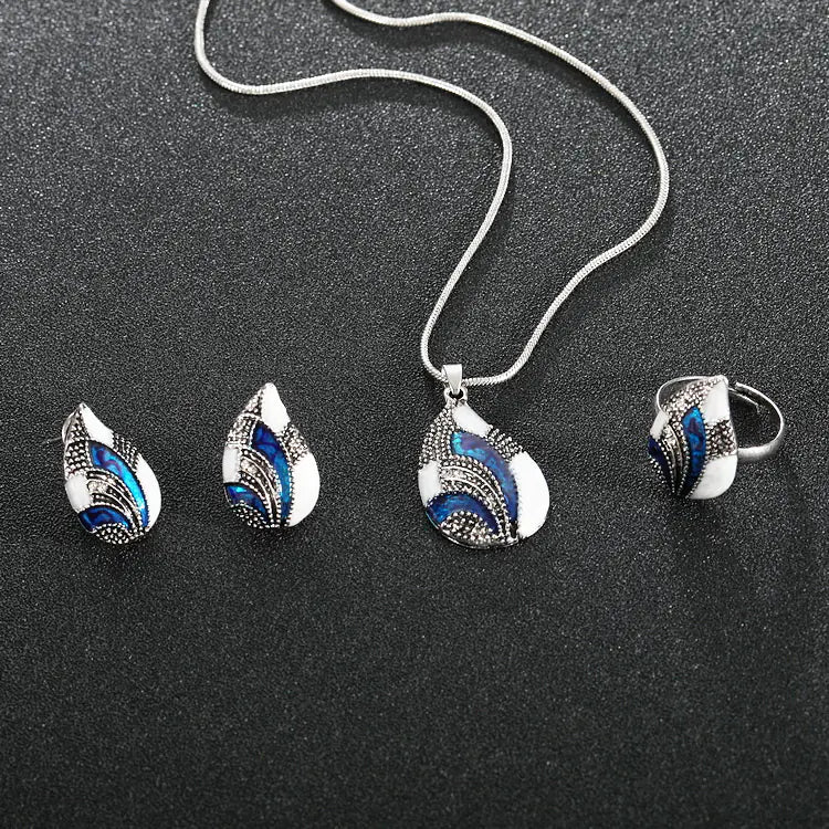 Style Loft Collection Peacock Tail Sapphire Necklace, Ring, and Earring Set